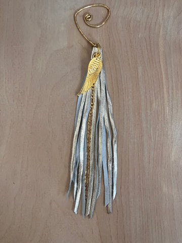 "Angels On Earth" Signature Ear Cuff ~ Champagne